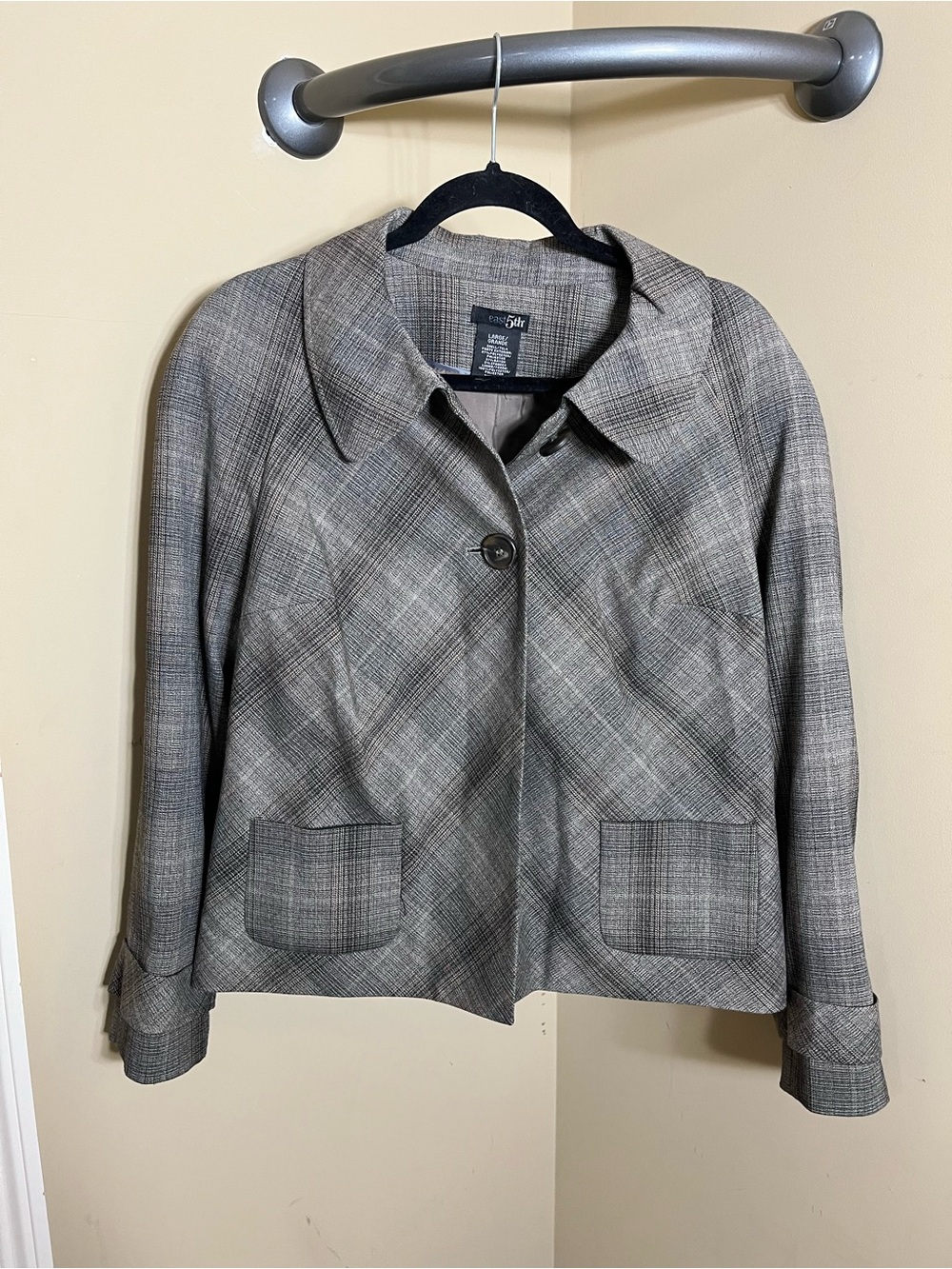 East 5th Gray Plaid Single-Button Blazer